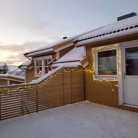 Cozy House With Private Garden Lejlighed