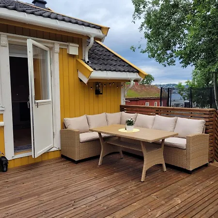 Cozy House With Private Garden * Tromsø