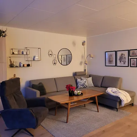 Apartment Cozy House With Private Garden